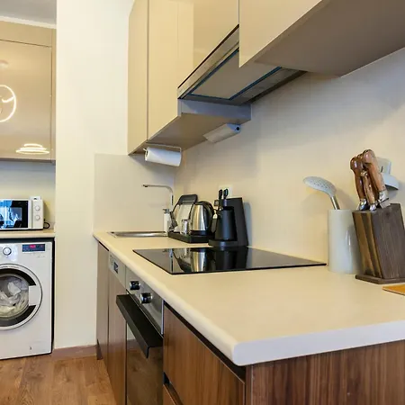 212 Outlet Karsisinda Lux N7 اسطنبول