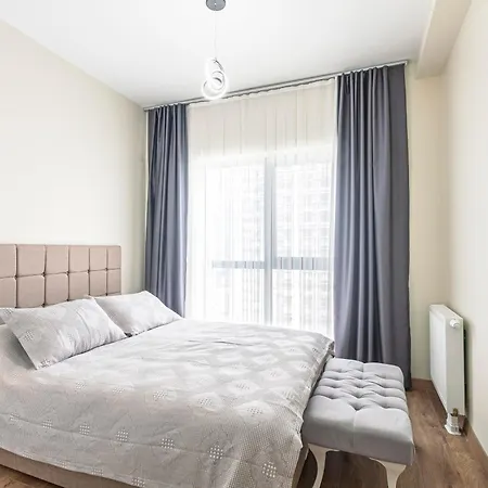 شقة 212 Outlet Karsisinda Lux N7 *