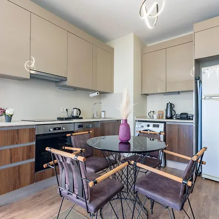 212 Outlet Karsisinda Lux N7 Appartement *