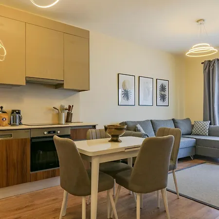 Apartman 212 Outlet Karsisinda Lux N7